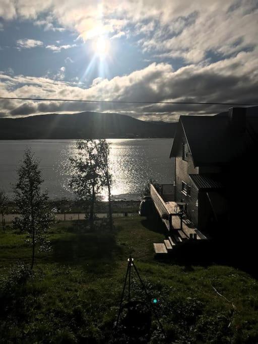 Trivelig fritidshus på Årnes, Senja Straumstad Eksteriør bilde